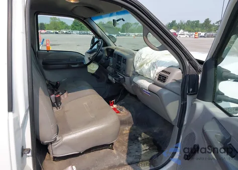 2001 Ford F-350 Xl/Xlt from USA, damaged, VIN 1FDSF34FX1ED78415